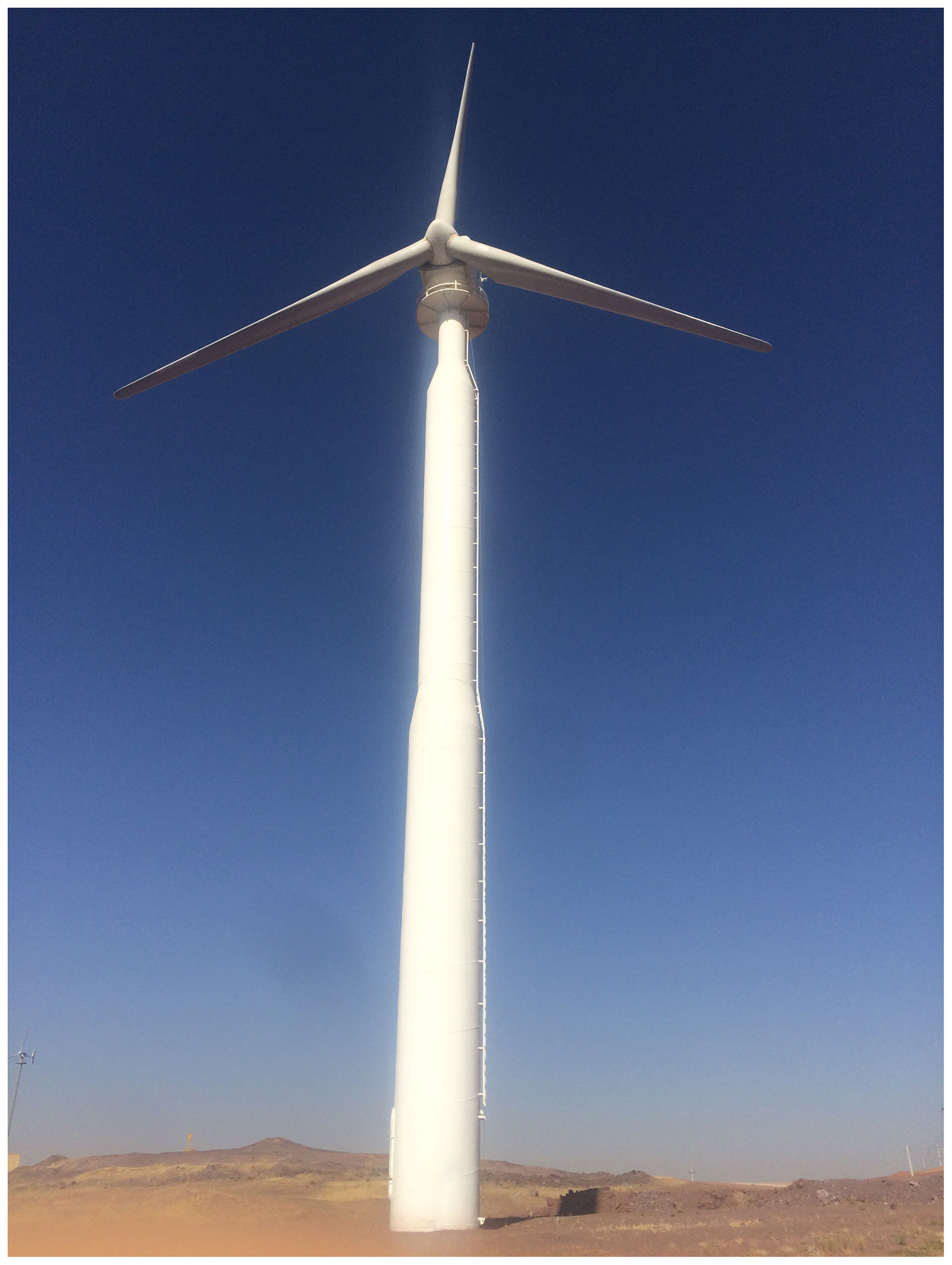 MS - Optimal sensor placement and model updating applied to the operational  modal analysis of a nonuniform wind turbine tower